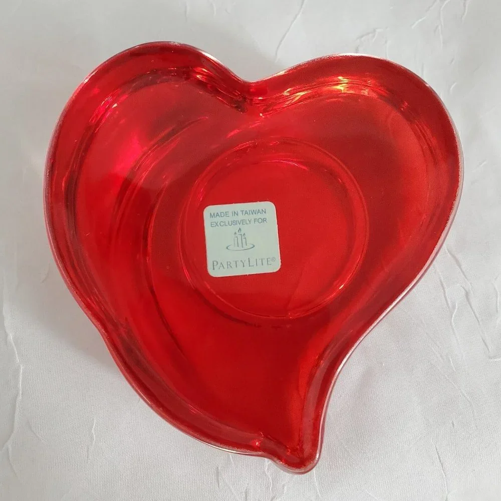 PartyLite Red Glass Heart Tealight Candle Holder Retired P8811 - Picture 4 of 12